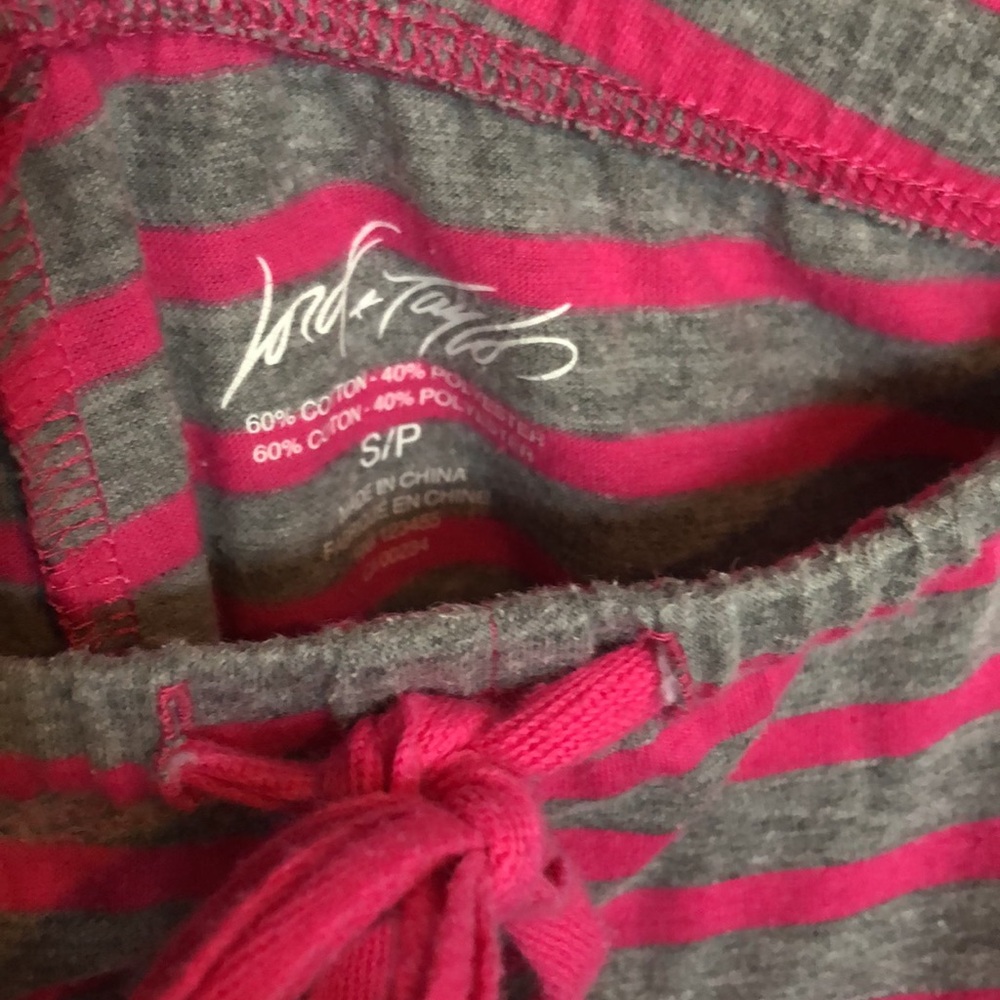 GRAYSON THREADS T shirt BP cranberry top & LORD & TAYLOR pink PJ bottoms size S - Picture 7 of 16